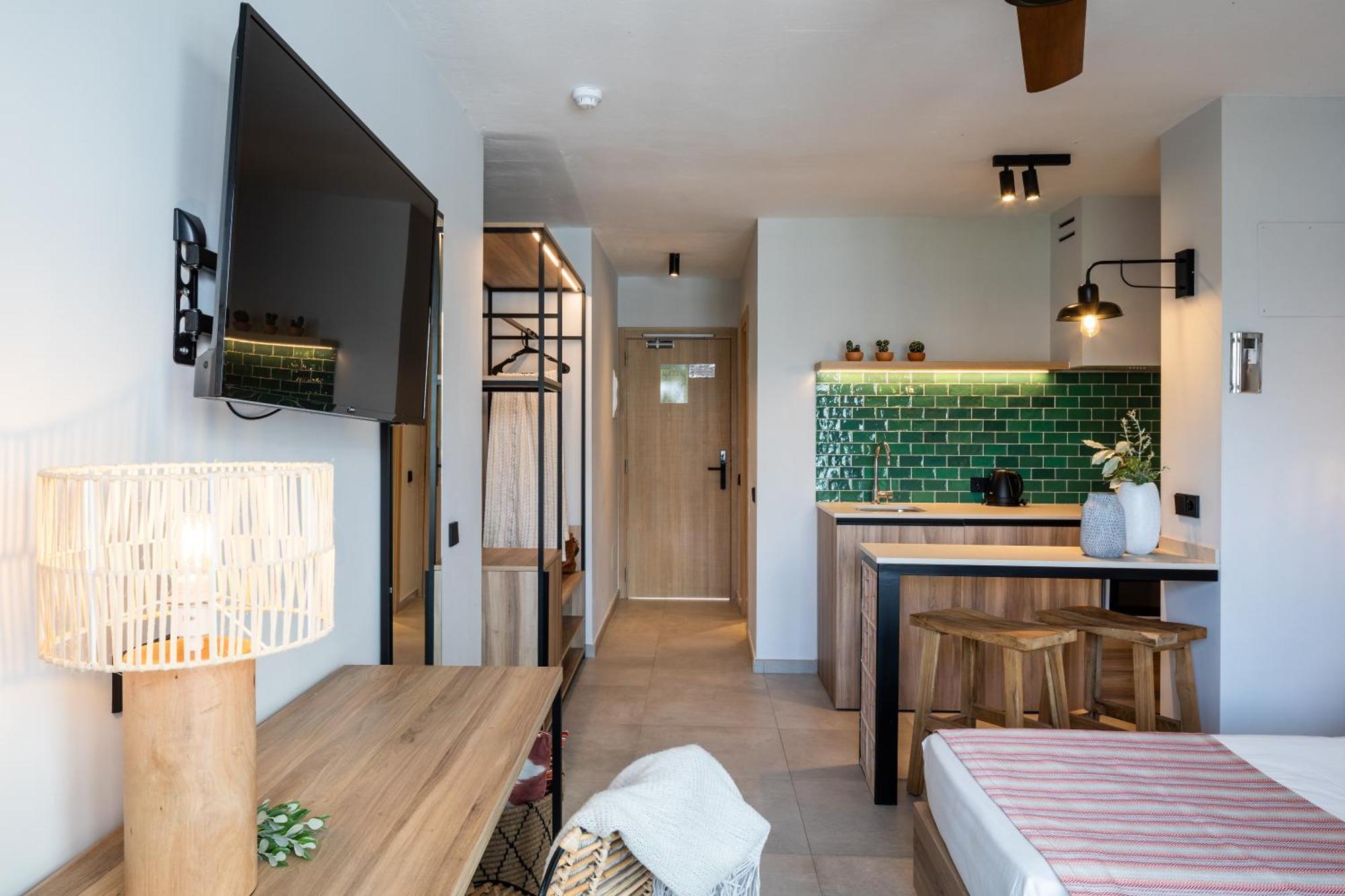 Aparthotel Casita Blanca - Adults Only San Antonio  Exteriör bild